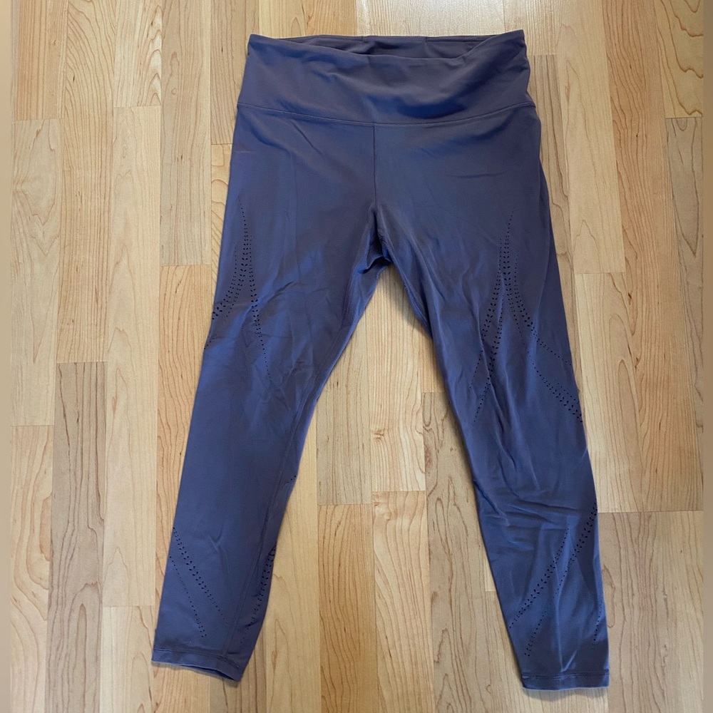 Purple High-Waisted Ankle Cropped Leggings